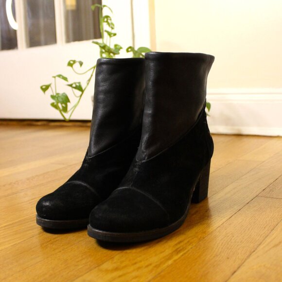 Slouchy Cowboy Bootie - Size 6 - Picture 6 of 7
